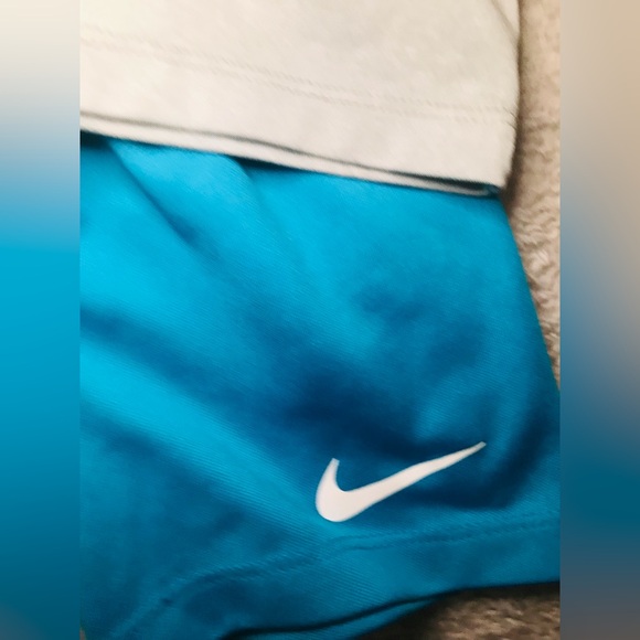 2 piece Nike Dri-Fit outfit size 12 months - Picture 3 of 3